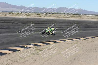 media/Jan-16-2026-CVMA Friday Practice (Fri) [[6f2bf47531]]/5-Racer 4-Trackday1/Session 2 (Bowl)/